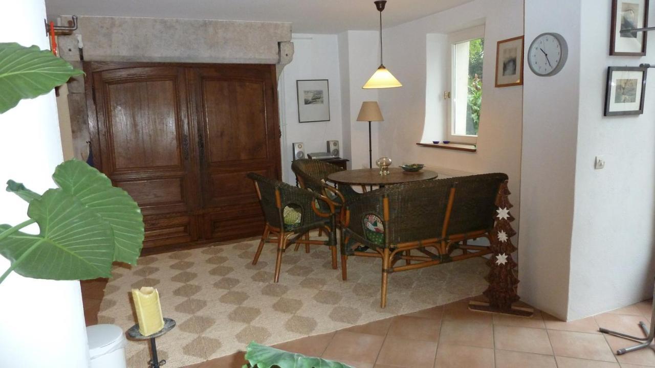 Menotey Appartement Pres De Dole מראה חיצוני תמונה